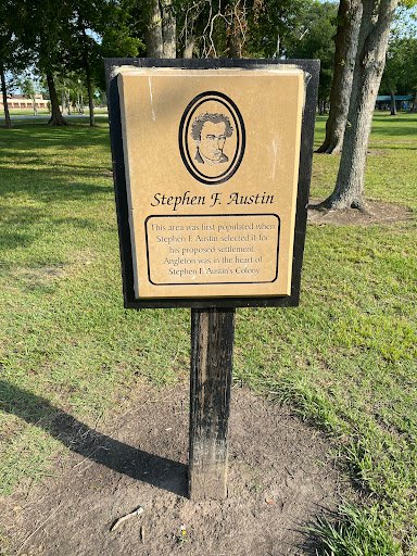 Angleton Bates Park 20250921 180715 004